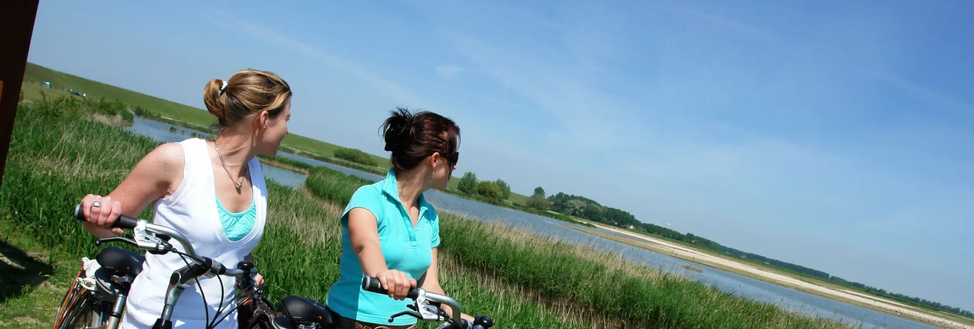 Fietsers dames2 2006 zvl