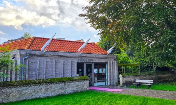 880917db 5085 41ef a060 ee00610bc8c5