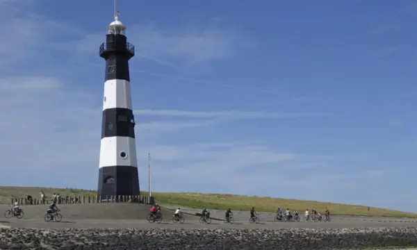 Vuurtoren 2bbreskens 2bfietsers jpg scaletype 1 width 1200 height 1200 ext 3894375968