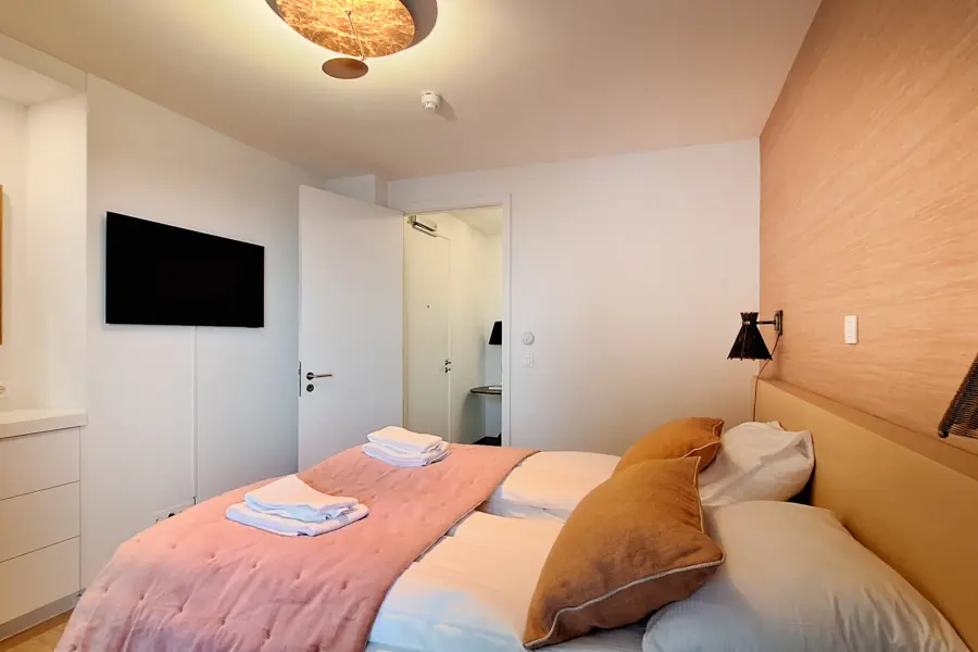 Picture76 638944080848061000